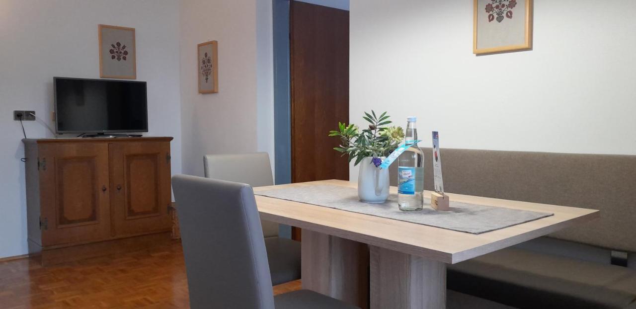 Ferienhof Alte Post, Apartments Weissbriach Eksteriør bilde